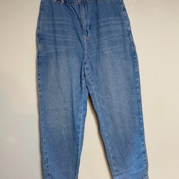 PILCRO Petite Light Wash Women's High-Rise Relaxed Tapered Jeans Size 27 - Picture 3 of 11